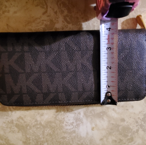 Michael kors wallet - Picture 5 of 7